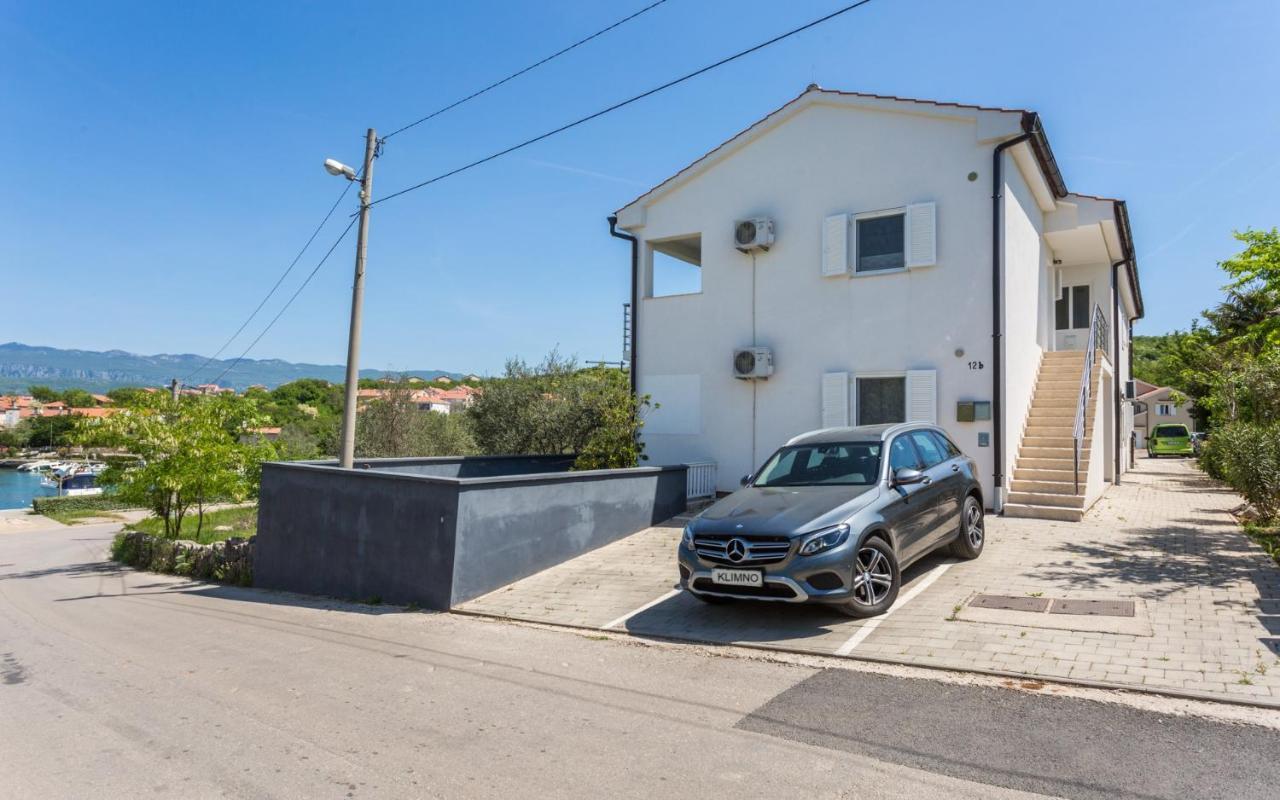Apartment Trava Klimno Exterior photo