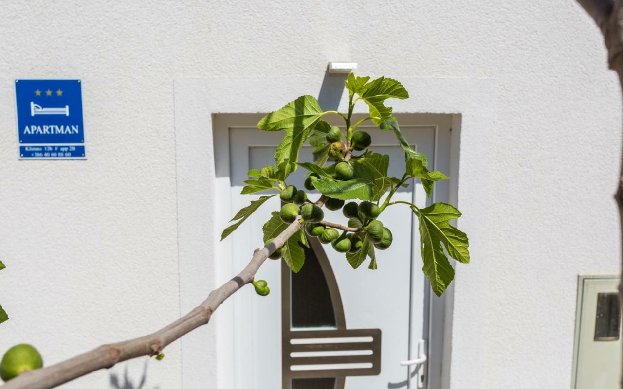 Apartment Trava Klimno Exterior photo